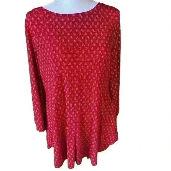 Chause New York ladies red paisly size Large Excellent condition. Wrinkle free - Picture 1 of 9
